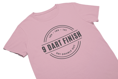 9 DART FINISH (Schwarzes Logo) - T-Shirt Pink